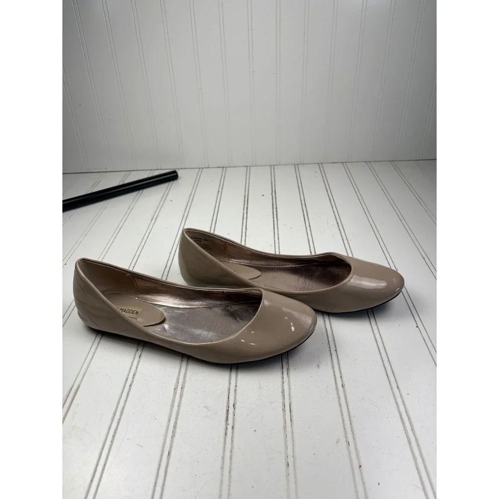 Steve Madden P-Heaven Nude Beige Patent Leather Ballet Flats Women's Size 10M